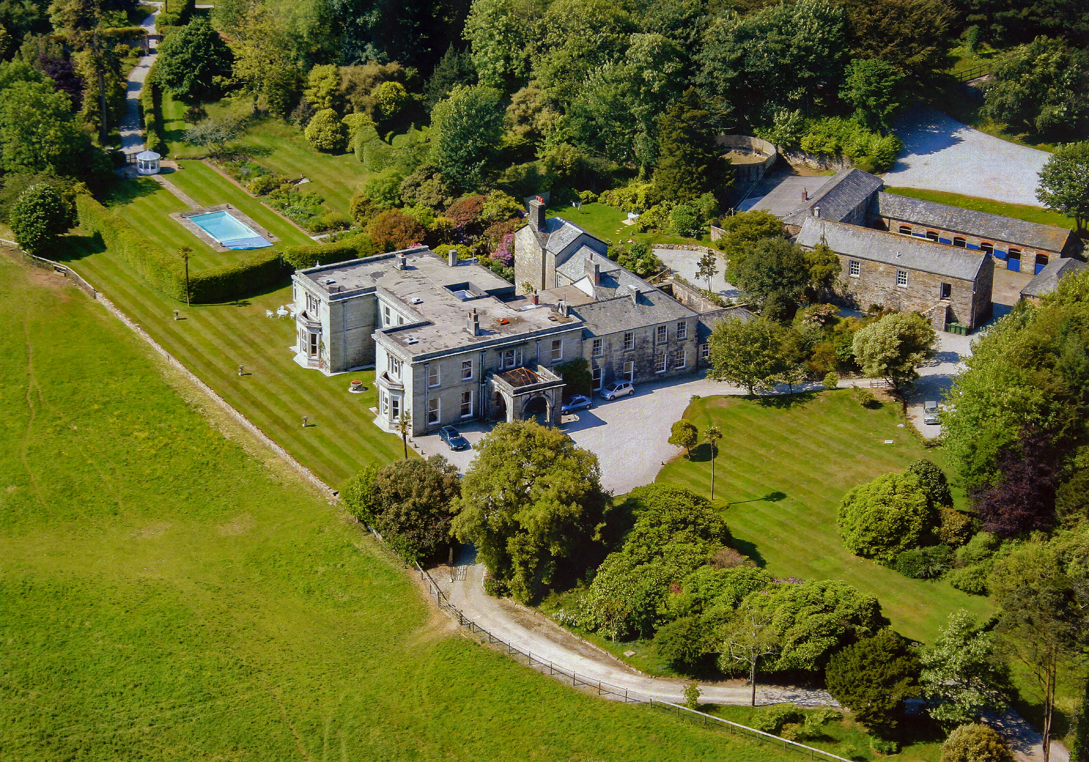 Great houses - example: Scorrier House